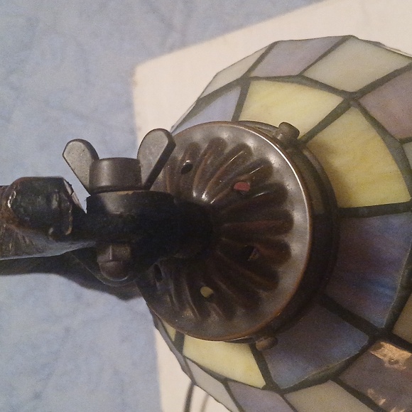 Stained Glass Cat Table Lamp with Bronze Base - Picture 10 of 12